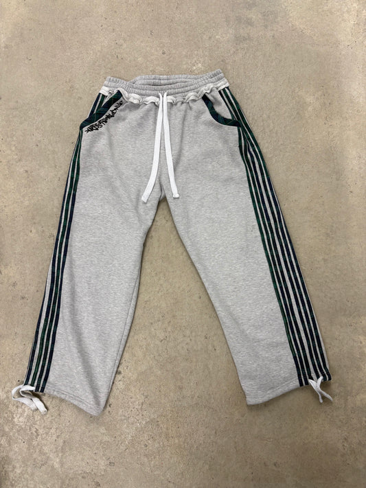 PINE GREEN PLAID SWEATPANTS